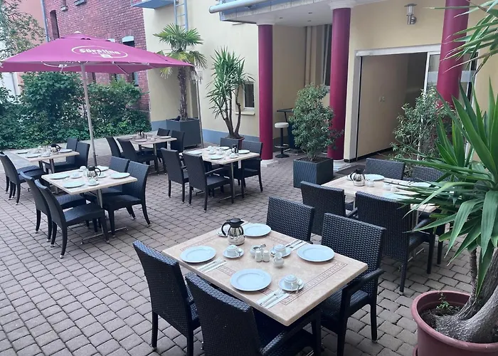 מלון Gaestehaus Kral